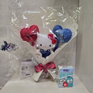 日版 Hello Kitty 毛絨心心花束大公仔 大毛公仔 Sanrio Characters 吉蒂貓 凱蒂貓 花花 畢業公仔 景品