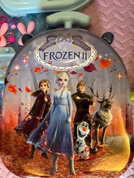Frozen II 冰雪奇緣化妝盒可切成化妝枱