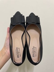 Mijily 黑色尖頭 低跟鞋  方頭鞋 台灣製 22.5cm