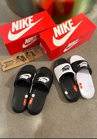 Nike拖鞋 nike shoes  nike sneakers  nike 鞋  全新波鞋 男女同款 情侶鞋 有原盒 brand new
AF  AJ  air jordan  air force
