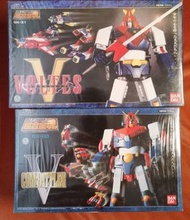 放中古GX03&GX31 超力電磁俠＆V形電磁俠,兩盒不散,長期放回盒中，全部擠件擠說明書，外盒已包膠封好。