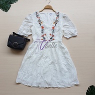 Cidex embroidery puff dress