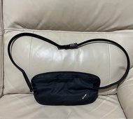 [賣] [澳洲PACSAFE] 黑色Coversafe X100 RFID 屏蔽腰間銀包