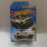 HW '87 Dodge D100(P4)