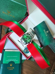 Rolex Submarine Hulk watch