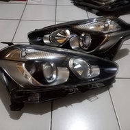 Headlamp Toyota Sienta Tipe G