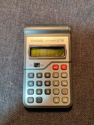 日本製 卡西歐CASIO pocket-LC II 經典老計算機 無法使用 沒有電池蓋 當零件機出售