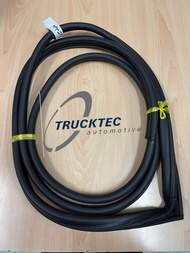 ยางขอบประตู BENZ W124 E220 300E 230E ใส่ได้ทุกรุ่น เกรดนอก งานใต้หวัน คุณภาพดีเกินราคา คุ้มค่าที่สุด