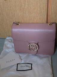 Gucci
Dollar Calfskin Small Interlocking G Shoulder Bag Soft Pink 全皮雙G金扣粉色 風琴包