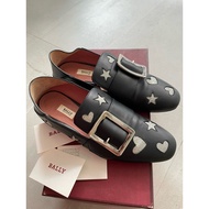 bally Shoes Very Good Condition. There Are Cute Designs size 37 Suitable For Going Out. You Can Work