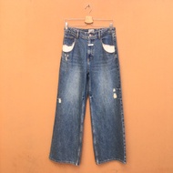 Mfg Distressed baggy jeans