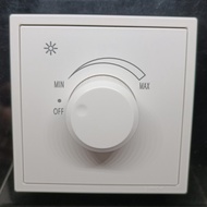 SIMON I7 WHITE DIMMER SWITCH 500 WATT