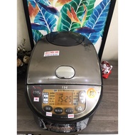 (Super Beautiful Finished Pan) Japanese High-Frequency Rice Cooker Zojirushi NP-VJ18 (1.8l) - Japanese Chef King, With Soft Rice Mode