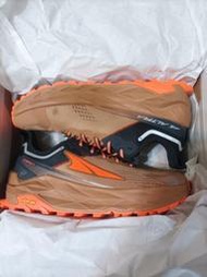 Altra  男款 OLYMPUS 5 多功能越野鞋、野跑鞋US8.5[全新正品]