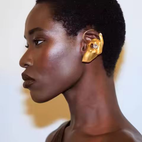 1PC Novelty Design Metal Hand Earcuff Dangle Earrings for Women Jewelry Fashion Show Statement Earri