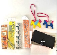 全新H銀扣 長銀包 黑色 皮革錢包10格錢包🤪Herme經典Bearn長興款百搭易襯！black colour leather long wallet + 飛馬Rodeo Charm馬仔 手袋掛飾裝飾