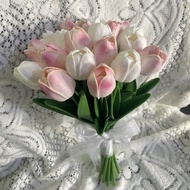 Bó hoa cô dâu hàn quốc chụp ảnh cưới hàn quốc bó hoa tulip bó hoa cưới màu trắng