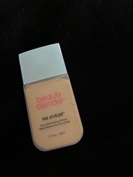 Beauty blender pore minimising primer