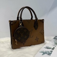 LV OnTheGo PM 手提 肩背包 附零錢包 芯片
