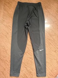 Nike Shield 夏天薄料運動長褲 XS 黑色
