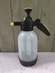 高壓手動園藝噴壺 洗車噴壺   泡沫噴壺  泡沫噴壺    高壓水槍  清潔玻璃 玻璃外牆V Star Pressure Spray Pump (2L) | Gardening Water Pump 