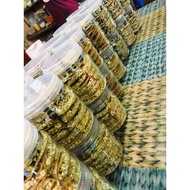 (BORONG SAHAJA) 10 balang Kuih kapit crunchy dan sedap