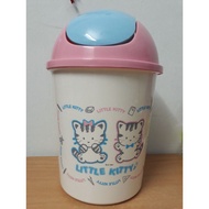 Cartoon mini rubbish bin (7.5cm / H 8cm)