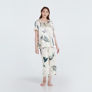 Vana Sleepwear - ชุดนอนซาติน Vana คอกลมแขนสั้นขาสามส่วน ลาย