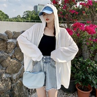 เสื้อเชิ้ตแขนยาวป้องกันรังสียูวีมีฮู้ดสำหรับผู้หญิงไซส์ใหญ่ ฤดูใบไม้ผลิ ฤดูใบไม้ร่วง สีขาว เสื้อคาร์