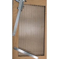 56x56 cm Ram Grill Choice of Square, Hexagonal and Round Motifs 0.8 mm thick