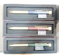 + $10 包順豐站/櫃: 日本櫻花牌 SAKURA Craft Lab 001 gel ink pen 走珠筆 / Colour: 深藍 Blue, 紫紅 Red, 橄欖綠 Green / 全新