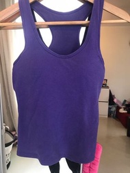 Peach John sports stops