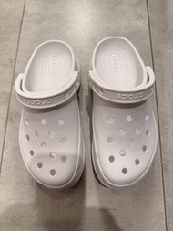 Crocs 厚底白色涼鞋 W6