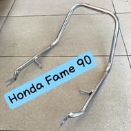 HONDA GB6 SEAT BAR - CHROME // HONDA FAME GB6 SEAT BAR L BAR CARRIER BESI PEGANG BELAKANG SPOILER LB