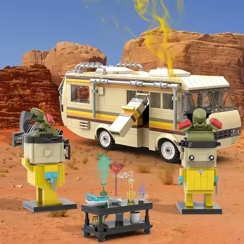 Classic Movie Breaking Bad RV Figurine, White Pink Character 3in1 Model Assembly Kit, DIY Collectibl