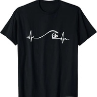 T-shirt dengan corak ombak laut dan hati untuk peluncur ombak.