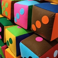 DADU GERGASI GIANT DICE MIX COLOURS
