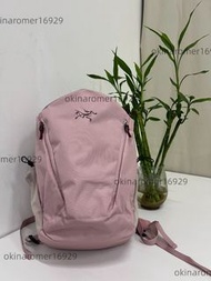 Arcteryx 始祖鳥26L Mantis 品牌 Logo 百搭便攜登山戶外包滌綸貝栗粉男女同款情侶款