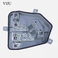 [YIJU] Grey ABS Plastic Right Inner Tail Light Board Replacement Carrier for Mercedes Benz W176 Rear