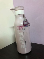 Dr’s Formula 510 吳依霖 妝模作樣 順直水感潤絲乳