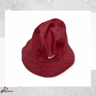 Topi Bucket Hat Canvas Nike Golf Swosh Center Maroon Colour "Vintage"