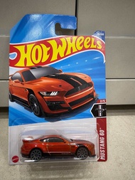 Xe mô hình đồ chơi Hotwheels cơ bản 1:64 - 2020 Ford Mustang Shelby GT500