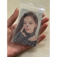 IVE YUJIN OFFICIAL PHOTO CARD