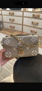 全新LV Louis Vuitton 大象灰包包 Handbag （New）