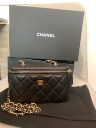 Chanel牛皮長盒子