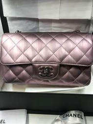 Chanel 熱賣經典季節限定版A69900 Painting Leather 營光粉紅色全新購自巴黎保證真品