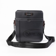 PLAYBOY รุ่น Titan Cross Bag กระเป๋าสะพายข้างผู้ชาย รหัส ST-B251PBM305-GY ดีไซน์ทรงเเมสเซนเจอร์สกรี