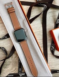 Hermes apple watch S8手錶，愛馬仕手 錶/蘋果智能手錶/運動手錶，41mm/45mm，銀盤金棕色，配兩條錶帶