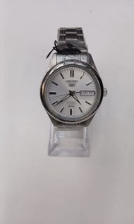 ( 已售出 ) 網上瘋傳視頻 ( Vintage Seiko Shopping in Hong Kong at Bob Lai Co的主角錶 ) 全新Seiko Vintage 2000 SNK887