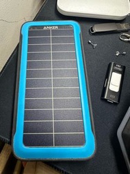Anker PowerCore Solar 20000 A1650 太陽能充電 行動電源 手電筒 隨攜
